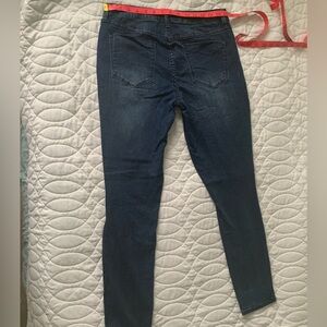 #7 JUSTFAB Skinny Jeans. Size 29